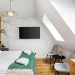 Rent Like Home - Za Cieszynianka 6